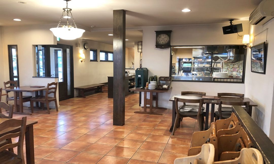 Bakusyuu Kitchen Cafe Pizza & Apartment for Sale in Furano - Thumbnail 3