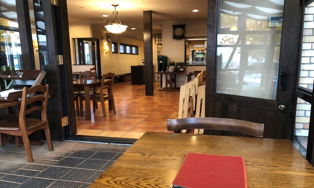 Bakusyuu Kitchen Cafe Pizza & Apartment for Sale in Furano - Thumbnail 2