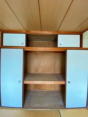 Grand Heights Honmachi 3DK Apartment for Sale in Wakayama City - Thumbnail 4