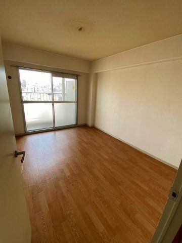 Grand Heights Honmachi 3DK Apartment for Sale in Wakayama City - Thumbnail 3