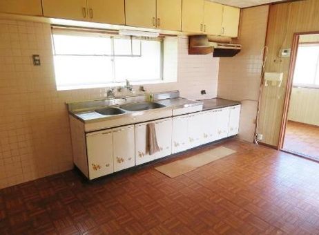 6DK Akiya House for Sale in Usuki, Oita - 114.87 sqm - Thumbnail 4