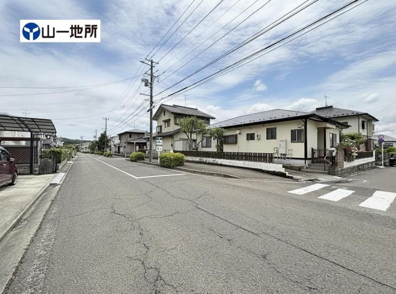 4DK House for Sale in Sendai Izumi Ward with Garden - Thumbnail 3