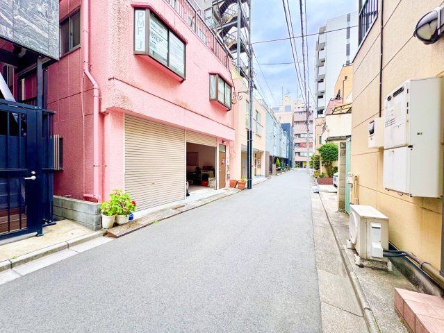 Vacant Land for Sale in Ryogoku, Sumida, Tokyo - 91.19m² - Thumbnail 2