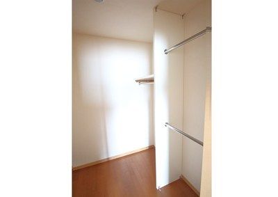 Rurusasu Hofu 2LDK Apartment for Sale Near Hofu Station - Main Image