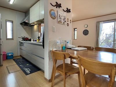 4LDK Family Home in Iwata with Solar Power Near JR Station — Image 4, Iwata, Shizuoka