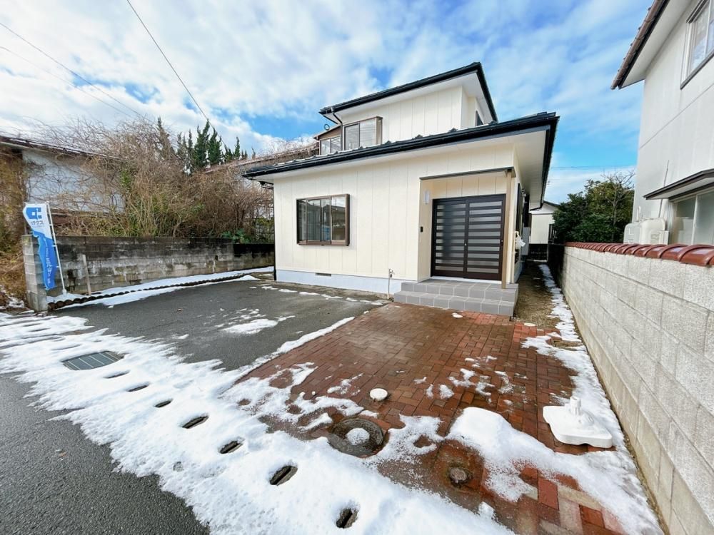 Renovated 4LDK House in Sakata, Yamagata with Parking - Thumbnail 3