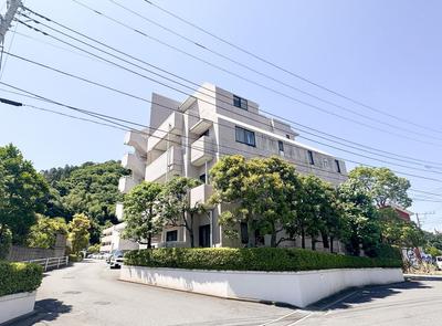 Renovated 3LDK Apartment in Hayama with Balcony | 77.96m² — Image 1, Hayama, Kanagawa