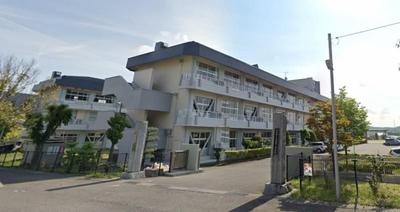 6DK Family House in Motomiya with 3 Parking Spaces — Image 3, Motomiya, Fukushima