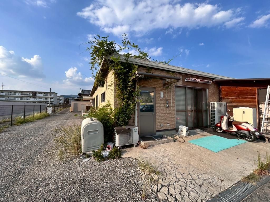 Large Residential Land Plot for Sale in Yamashina-ku, Kyoto - Thumbnail 2