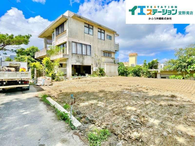 Vacant Land for Sale in Uebaru, Ginowan City, Okinawa - Thumbnail 4