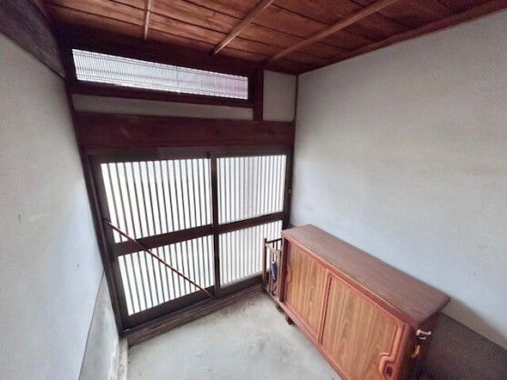 Spacious 5DK House with Large Garden in Niihama, Ehime - Thumbnail 3