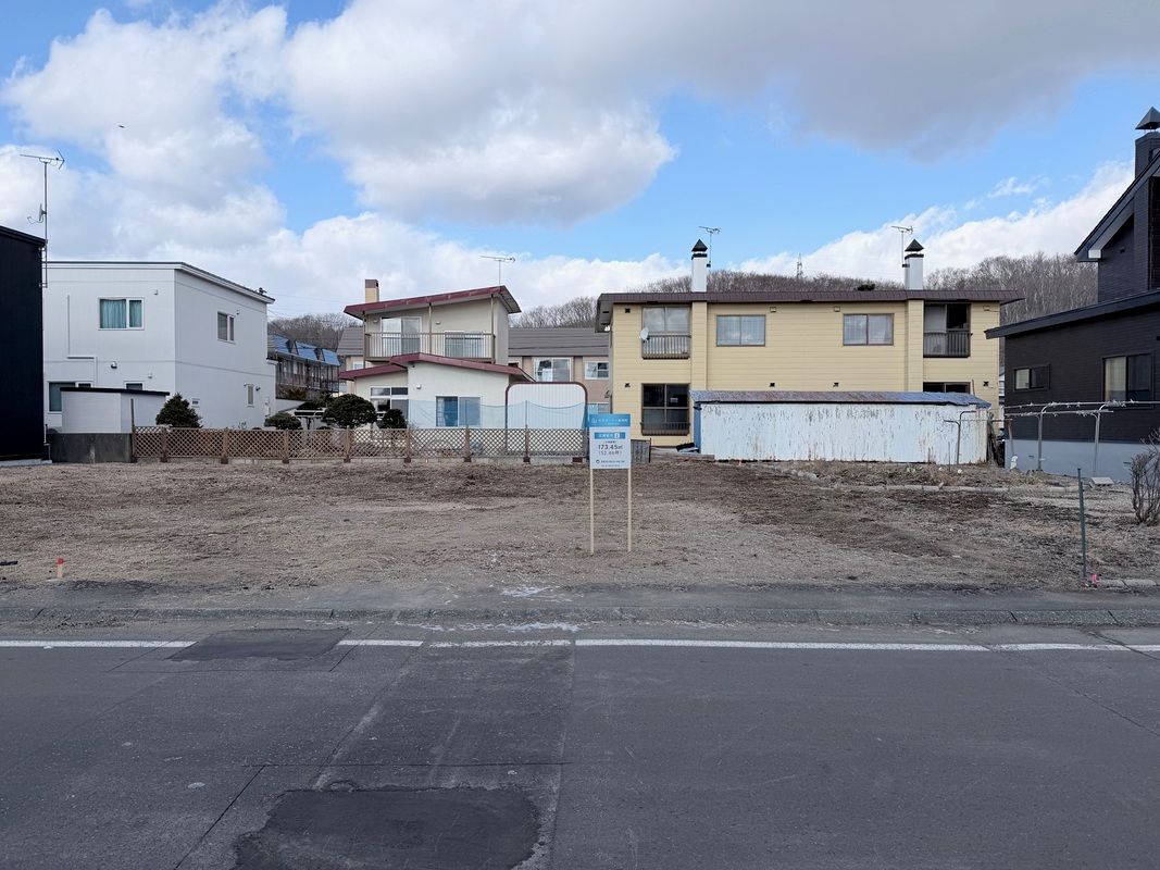 Build-to-Order Land Plot in Tomakomai, Hokkaido - 173.45 sqm - Thumbnail 3