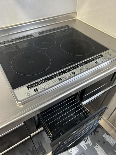 4LDK House in Yasu, Shiga - 104.49㎡ with Solar Power — Image 1, Yasu, Shiga