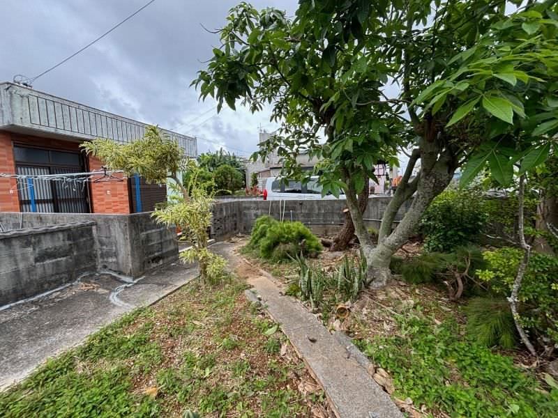Land for Sale in Zakimi, Yomitan Village, Okinawa - 243.97 sqm - Thumbnail 2