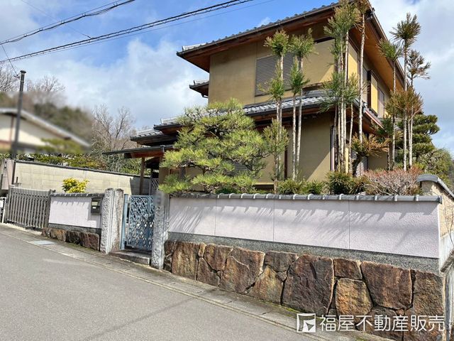 7LDK House for Sale in Yamashina, Kyoto - Thumbnail 3