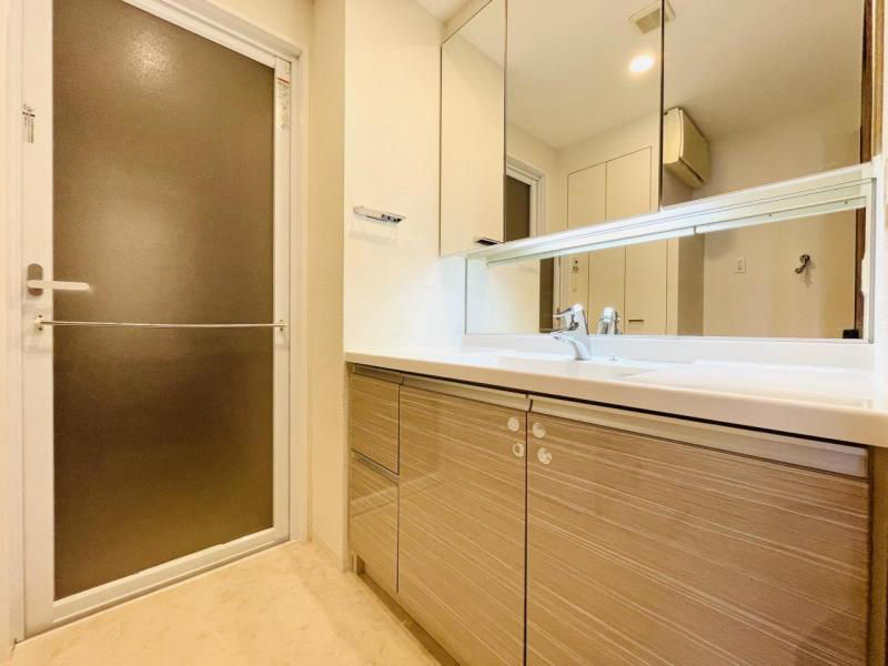 3LDK Apartment near Shimoōri Station, Ōnojō - Thumbnail 4