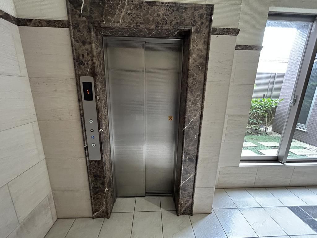 4LDK Apartment in Miyazaki Jingu East - 93.62㎡ Family Home - Thumbnail 2