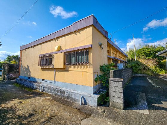 5LDK Vacant House for Sale in Makurazaki, Kagoshima - 1M JPY - Thumbnail 3
