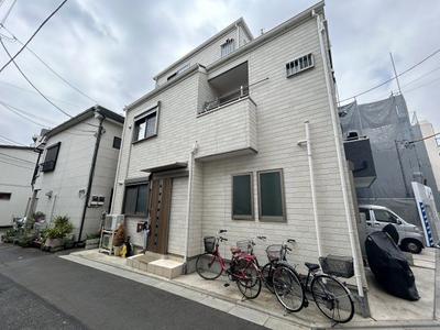 Modern 3DK House in Sumida Near Higashi-Azuma Station — Image 1, Sumida, Tokyo
