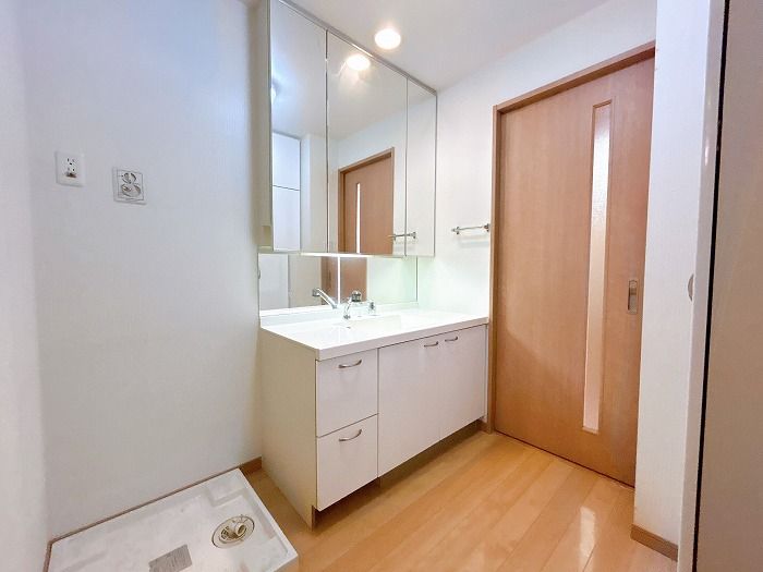3LDK Apartment in Hamamatsu Central Ward - 94.29m² - Thumbnail 4