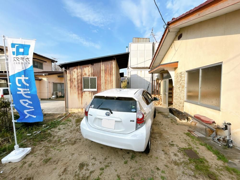 Renovated 4LDK House in Fukushima City with Spacious Layout - Thumbnail 3