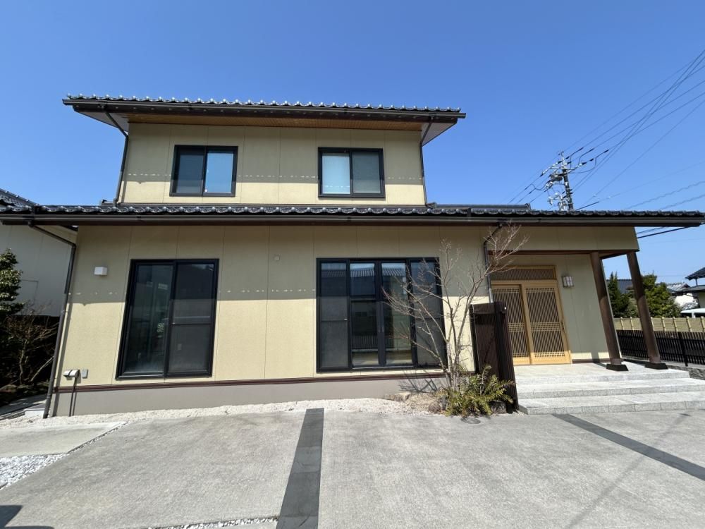 5LDK House with Lake Views for Sale in Matsue, Shimane - Thumbnail 2