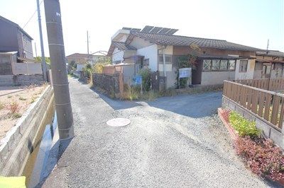 608.82 sqm Land Plot with Old House in Hofu, Yamaguchi - Thumbnail 3