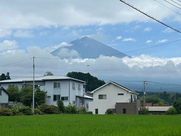 3LDK House for Sale in Fujinomiya with Large Land - Main Image