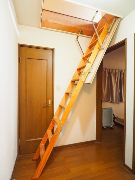 3LDK Wooden House for Sale in Kunitachi, Tokyo - Thumbnail 4