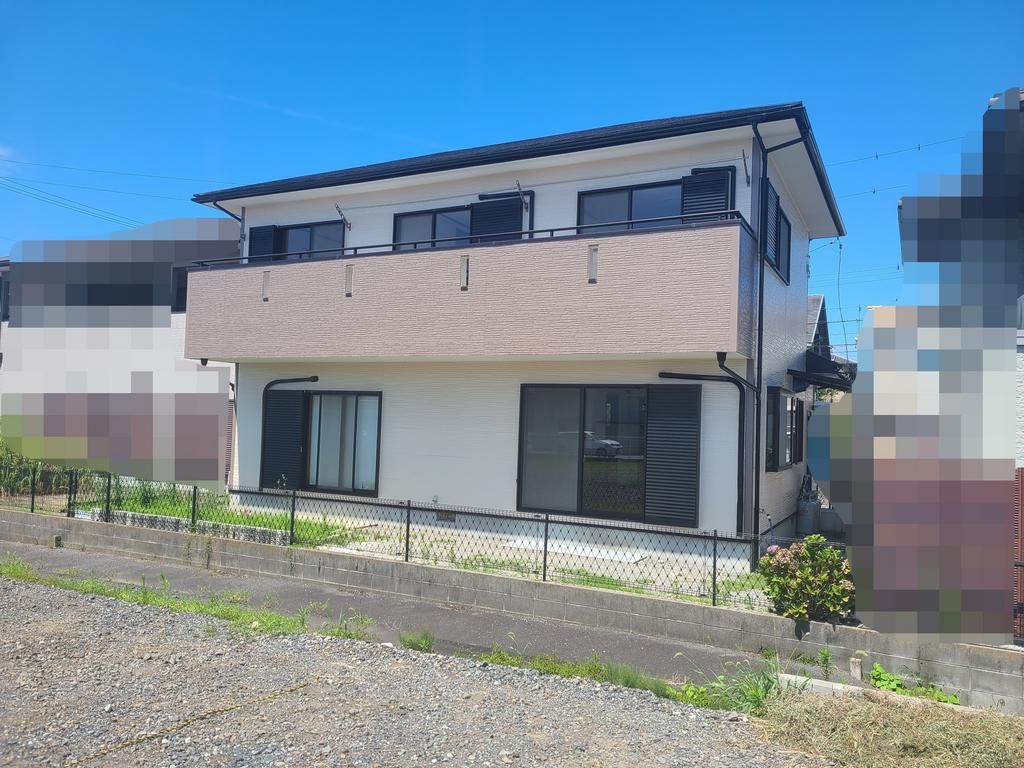 4LDK House in Yokkaichi with 199.97㎡ Land - Thumbnail 3