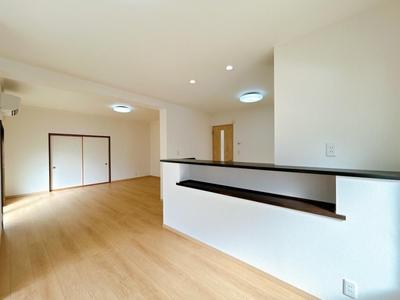 Renovated 4LDK House in Yokote City with 3 Car Parking — Image 3, Yokote, Akita