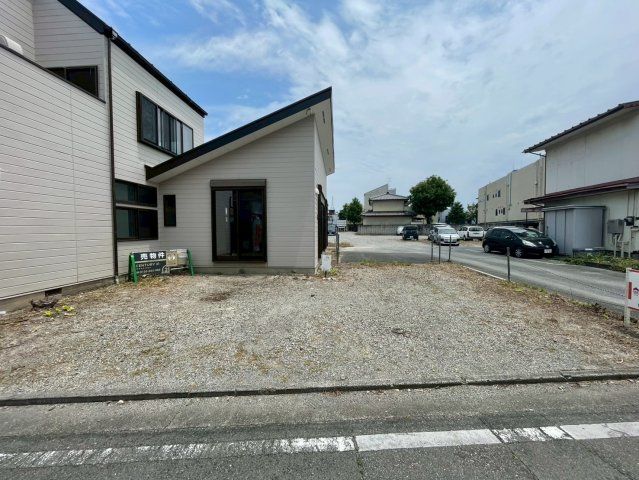 4LDK House in Takasaki with 134.8㎡ Living Space - Thumbnail 4
