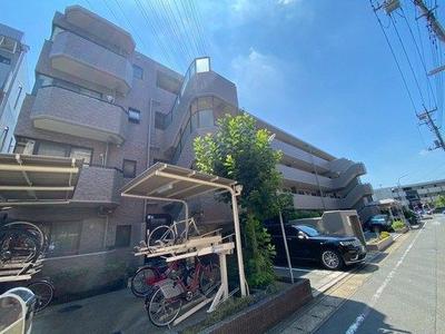 3LDK Apartment in Toda City Near Kita-Toda Station — Image 1, Toda, Saitama