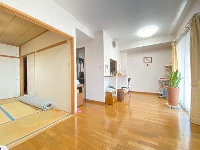 3LDK Apartment in Toda City Near Kita-Toda Station — Image 4, Toda, Saitama