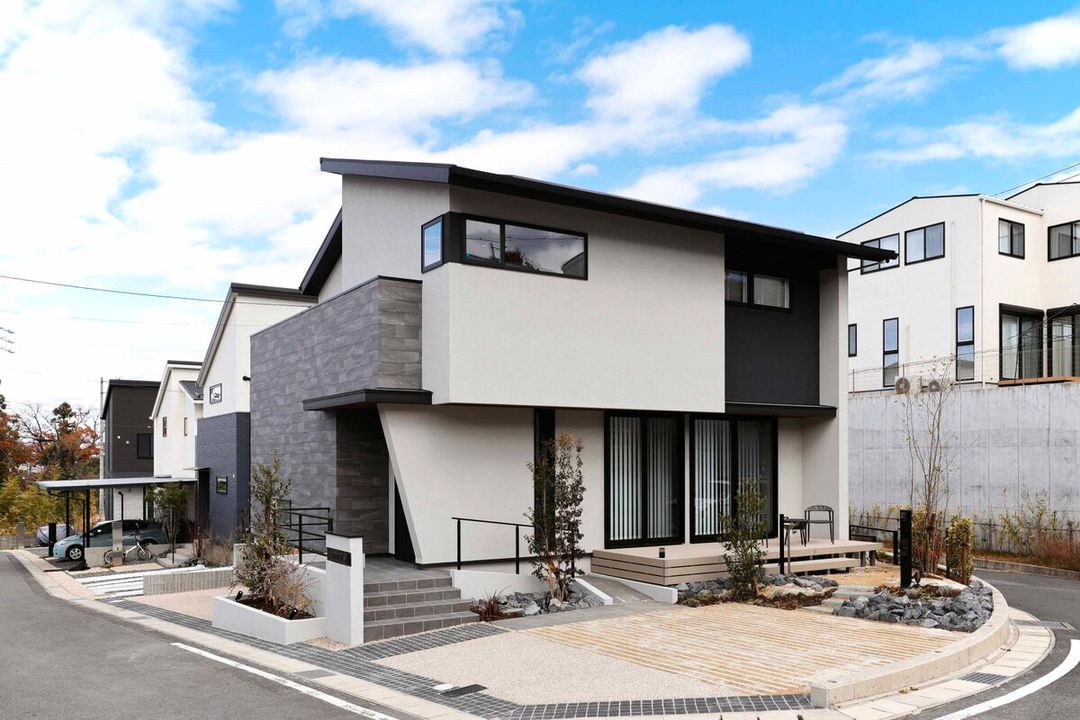 Building Lot in Toyohashi near Tōhatchō Station with School Access - Thumbnail 2
