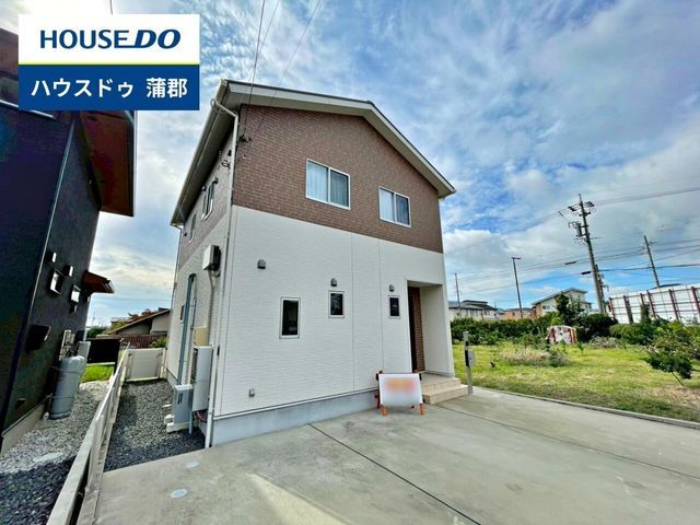 Modern 3LDK Detached House in Gamagori with Solar Power & Parking - Thumbnail 4