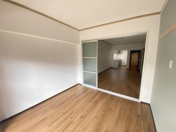 3LDK Apartment in Hirakata City Near Makino Station - Thumbnail 2