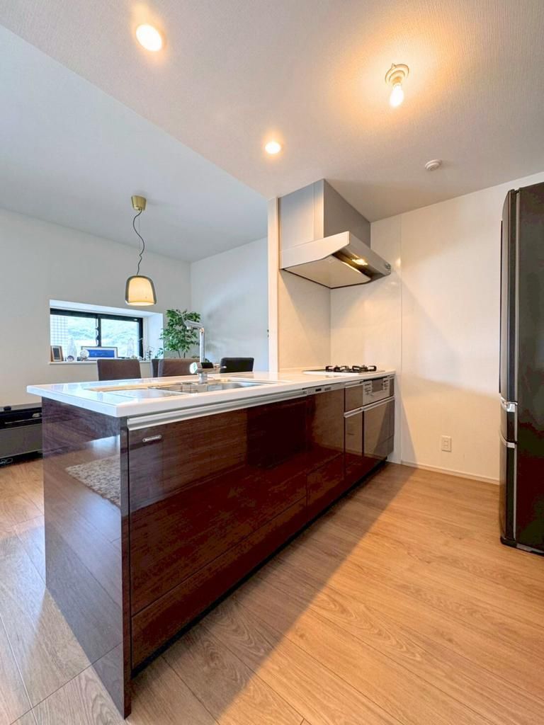 4LDK Condo in Amaze Wakakusa Twin Residences, Nagasaki - Thumbnail 3