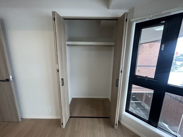 Renovated 2LDK Apartment Near Jōgawara Station in Toyama City - Thumbnail 4
