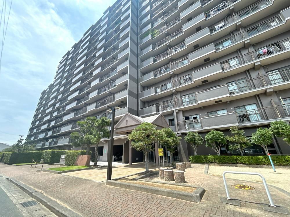 3LDK Apartment in Hamamatsu Central Ward Near Tenryūgawa Station - Thumbnail 2