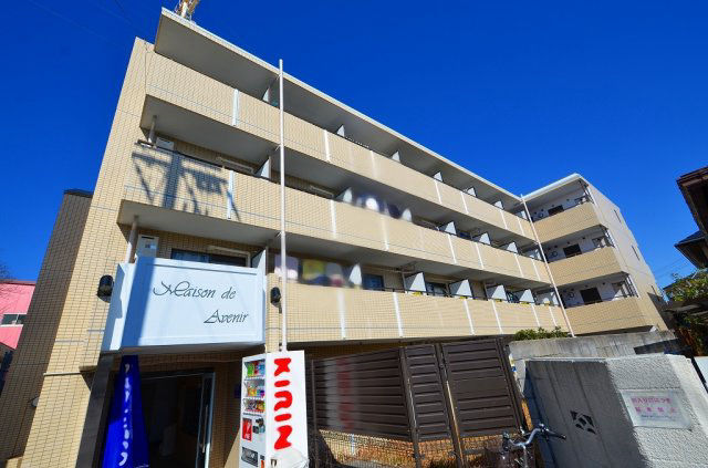 Compact 1R Apartment Near Mondo Yakujin Station, Nishinomiya - Thumbnail 4