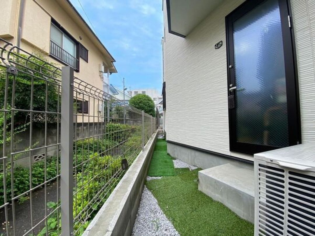 2023 Built 2LDK Detached House for Sale in Koganei, Tokyo - Thumbnail 2