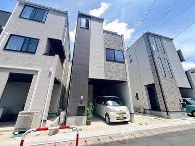 Modern 3-Story House in Saitama's Urawa Ward — Image 1, Urawa, Saitama