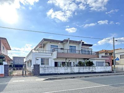 9SLDK Coastal Home in Fukuyama with 363sqm Land — Image 1, Fukuyama, Hiroshima