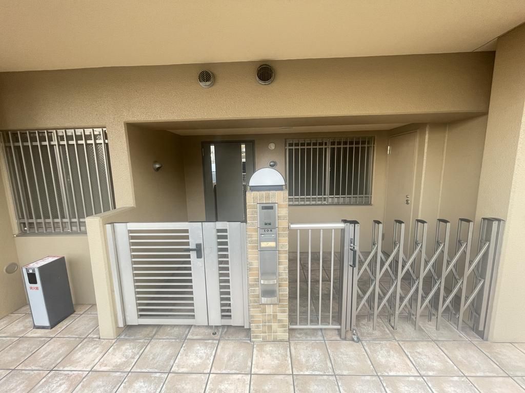3LDK Apartment for Sale in Yamatotakada, Nara - Thumbnail 4