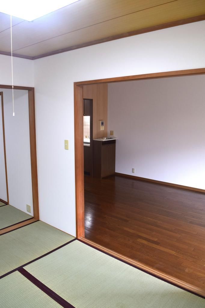 3LDK Apartment with Private Garden for Sale in Niigata Chuo-ku - Thumbnail 4