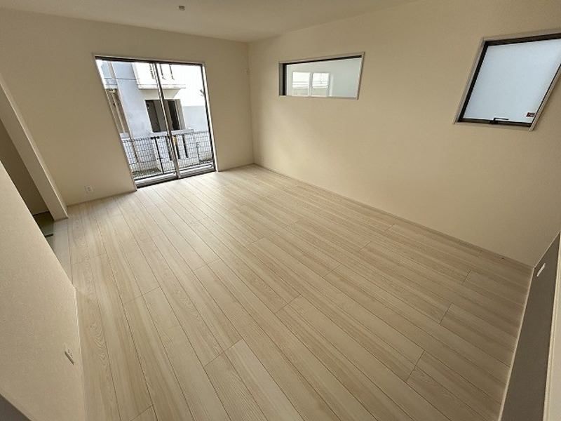 New 3LDK House for Sale in Uruma City, Okinawa - Thumbnail 2