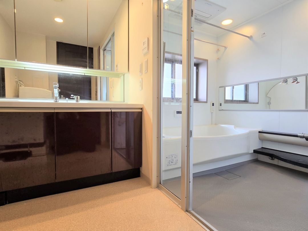 3LDK Apartment in Koshien with Rooftop Balcony - 100.94sqm - Thumbnail 4
