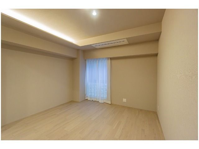 Renovated 3LDK Apartment in Wisteria Moto-Azabu, Minato, Tokyo - Thumbnail 2