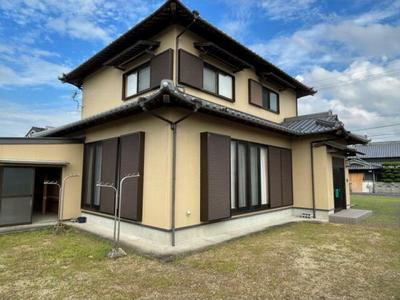 Kanonji City Onoharacho Nakahime Detached House | Kanonji City, JR Yosan Line Toyohama Station 3.6km away Used Detached House (Property Number: 3220424-0000004) — Image 1, Kanonji, Kagawa